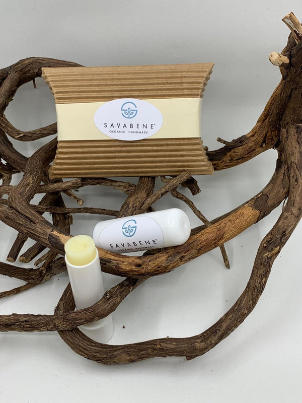 Lippenpflege mit Bienenwachs